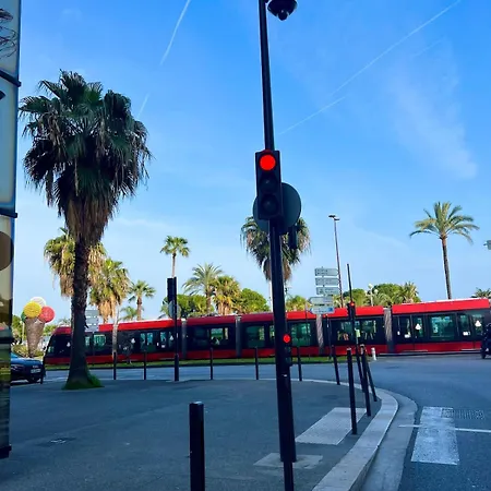 Apartamento Lumineux, 5 Min De La Plage, 2 Personnes, Calme Niza